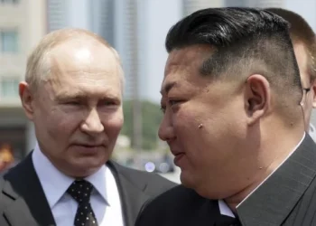 Putin le regaló una limusina de fabricación rusa a Kim Jong-un