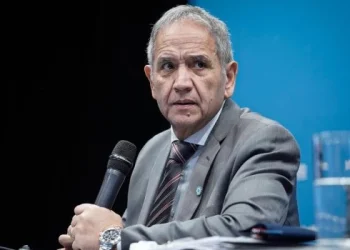 Palazzo anticipó que se presentará ante la Justicia por la restitución de Ganancias