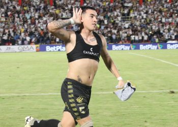 Agustín Verdugo campeón con Llaneros en el Torneo Apertura del fútbol colombiano