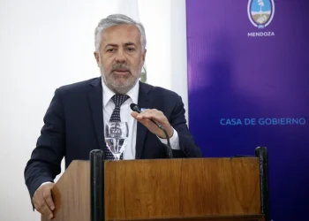 Alfredo Cornejo ratificó el apoyo a la Ley Bases tras el encuentro de gobernadores de JxC
