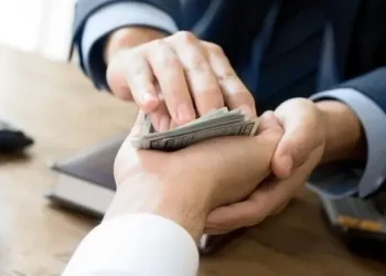 Atención morosos: ¿Cómo saber si tengo alguna deuda a mi nombre en 2024?