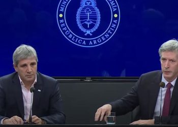 Conferencia de Caputo y Bausili: «No hay fecha para salir del cepo»