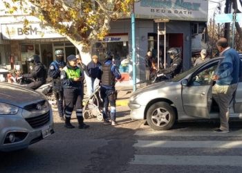 Alvear: atropellaron a una embarazada y a su hijo