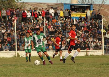 Fútbol local: los mejores ubicados empezarán a jugar el domingo y el resto el sábado