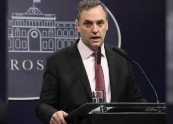 Nuevos despidos en el Estado: «El 30 de junio habrá otra barrida y limpieza», confirmó Adorni