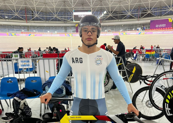 Tiago Rivera representa al país en el Campeonato Panamericano de Pista Junior en Perú