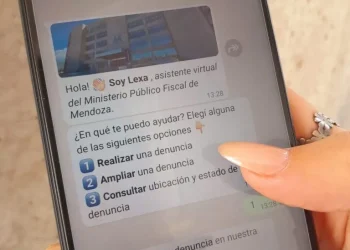 Cómo es el nuevo sistema para hacer denuncias a través de WhatsApp