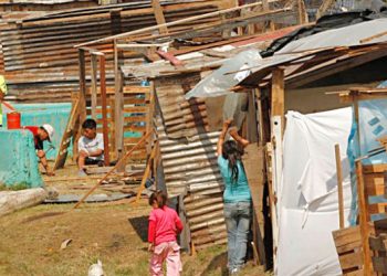 Déficit habitacional: un tercio de la población mendocina vive en condiciones de carencia