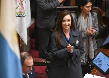 La votación por la Ley Bases terminó en empate y Villarruel definió a favor: comenzó la discusión en particular