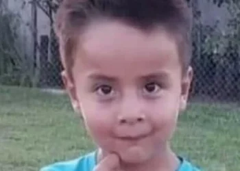 Uno de los hermanos de Loan mostró un chat extorsivo que recibió desde Chaco