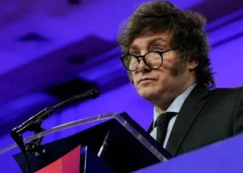 En la previa al Pacto de Mayo, el Presidente viajará a una cumbre de ultraderecha en Brasil