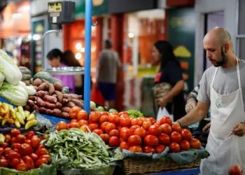 En junio, los precios de los agroalimentos se multiplicaron 3,3 veces del campo a la góndola