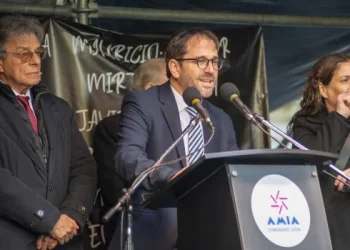 La comunidad judía pidió que el atentado a la AMIA sea una cuestión de Estado y volvió a acusar a Hezbolá e Irán