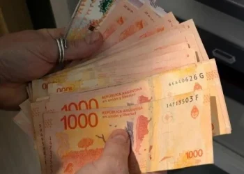 La suba de salarios duplicó a la inflación en mayo