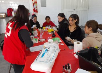 La Cruz Roja capacita a vecinos para lograr su “inserción laboral”