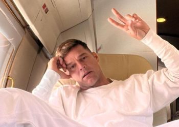 Ricky Martin mostró su llamativo cambio de look y sorprendió a sus fans: «Galán de una telenovela turca»