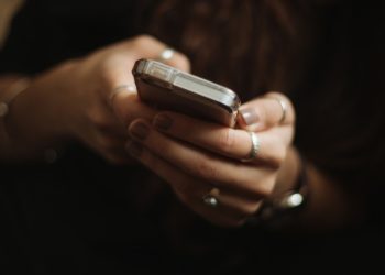 Meta AI: cuáles son los dispositivos que no pueden usar el círculo azul en WhatsApp e Instagram