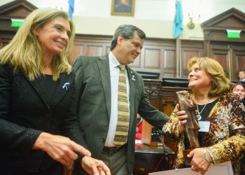 Buscan que el vacunatorio de San Rafael lleve el nombre de Elena Ceballos