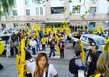 La advertencia del Gobierno a los médicos mendocinos que hacen paro