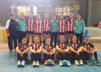 Handball: vuelta olímpica de las chicas de San Carlos