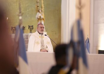 Obispo Domínguez: “Obsesionarse con que los números cierren nos puede hacer olvidar que detrás de los porcentajes hay hermanos que sufren”