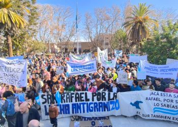 Multitudinario acto por la continuidad de la lucha antigranizo y los fondos de Portezuelo