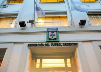 Liga Profesional de Fútbol con 30 equipos: cómo sería el nuevo torneo argentino