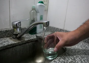 Nuevos aumentos de agua en Mendoza: cuánto pagarán los mendocinos en agosto y octubre