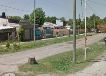 Brutal femicidio en el Gran Buenos Aires: asfixió a su mujer frente a sus tres hijos y se acostó a dormir junto al cadáver