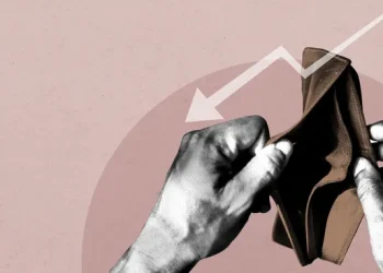 Salarios versus inflación: todas las estrategias de ahorro de los consumidores en medio de la recesión