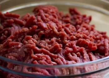 Un carnicero reveló las diferencias que hay entre la carne molida común y la especial