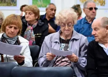 Subsidios gas y luz para jubilados de ANSES: mirá quiénes pueden acceder y cómo realizar el trámite