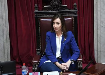 Victoria Villarruel suspendió su viaje a Mendoza por problemas de salud: ayer no fue invitada al acto con las Fuerzas Armadas que encabezó Milei