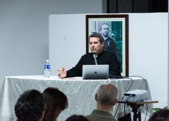 Echaron al cura que se formó en San Rafael y que organizó la reunión de diputados libertarios con represores