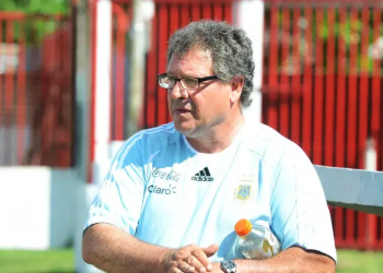 Abel Moralejo es el nuevo director técnico del Club Huracán