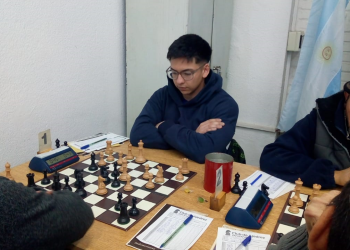 Álvaro Acuña único líder del Torneo Clausura de ajedrez