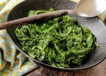 Diferentes recetas con espinaca, una opción barata y súper versátil