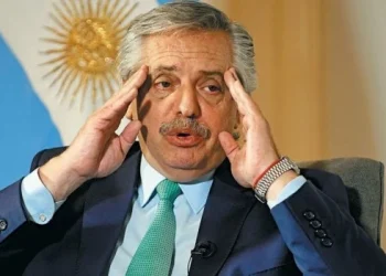 El Gobierno derogó el DNU de Alberto Fernández que permitió irregularidades en la contratación de seguros