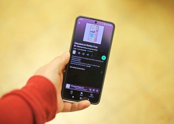 Sanrafaelina participa de un proyecto de cuentos para personas ciegas