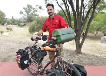 Conmoción: Murió Juani Betolli, el fotógrafo argentino que recorría África y Asia en bicicleta