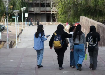 Para el Gobierno, la denuncia contra Alberto Fernández «demuestra la decadencia de una parte del sistema político argentino»