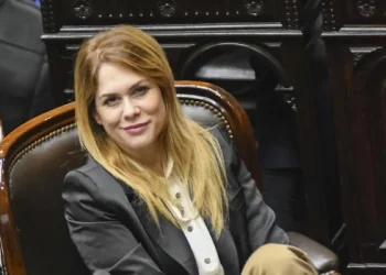 Lemoine volvió a cargar contra Villarruel y le pidió que mate «su ego»