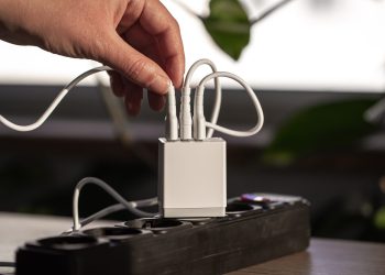 Consumo: 15 tips para ahorrar en electricidad, según los expertos