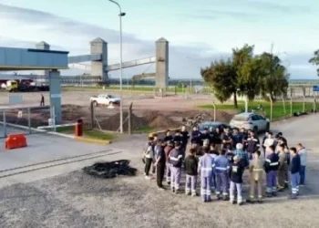 Trabajo dictó la conciliación obligatoria en el conflicto de la industria aceitera