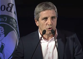 Caputo: «En cuanto tengamos la plata vamos a sacar todos los impuestos»