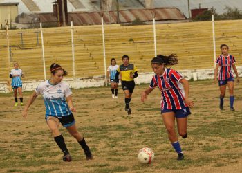 Se frenó el campeonato de fútbol femenino y pospuso el inicio del torneo de Primera B