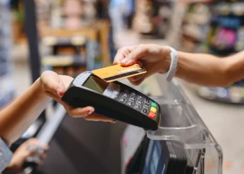 El Gobierno eliminará las retenciones a cuenta de Ganancias e IVA para los pagos digitales en comercios