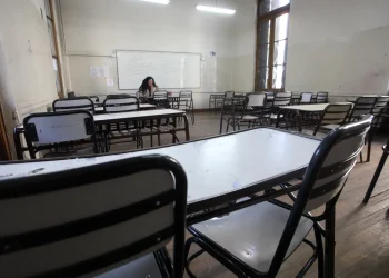 La postura de Mendoza sobre el proyecto que obliga a las escuelas a abrir los días de paro