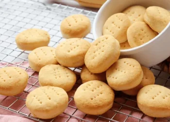 ¿Te sobró puré? Prepará estos bizcochitos de papa que quedan muy ricos y gastás poca plata