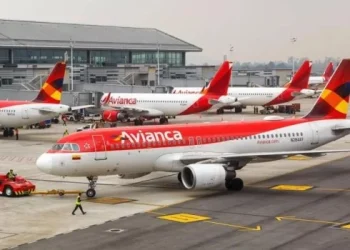 El Gobierno avanzará sobre la desregulación aérea para vuelos de cabotaje con pilotos y tripulantes extranjeros
